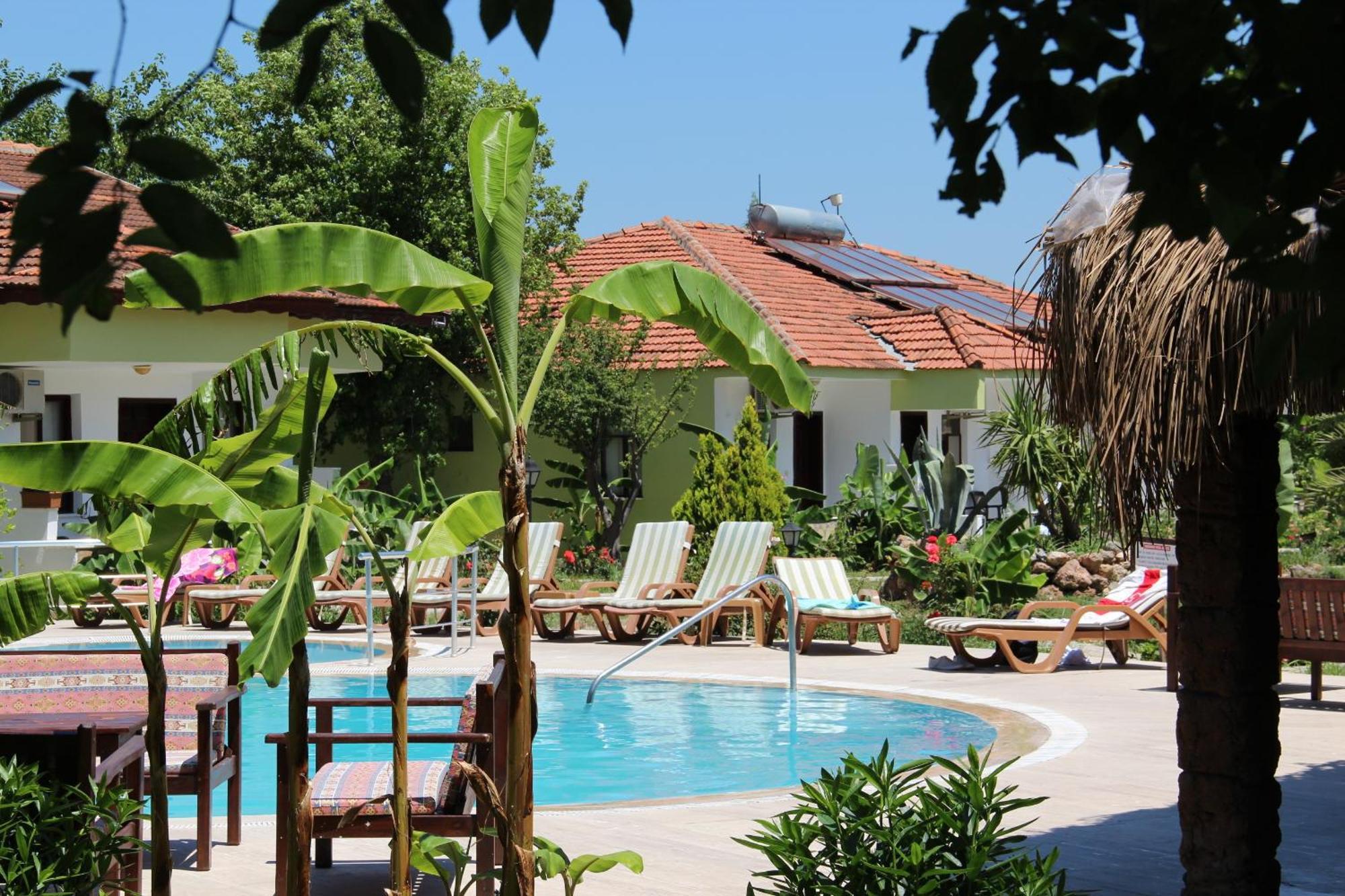 Hotel Riverside Дальян Экстерьер фото