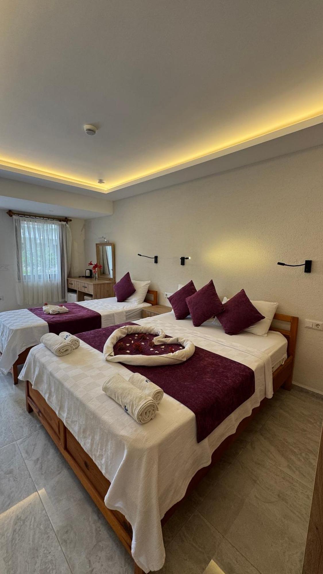 Hotel Riverside Дальян Экстерьер фото