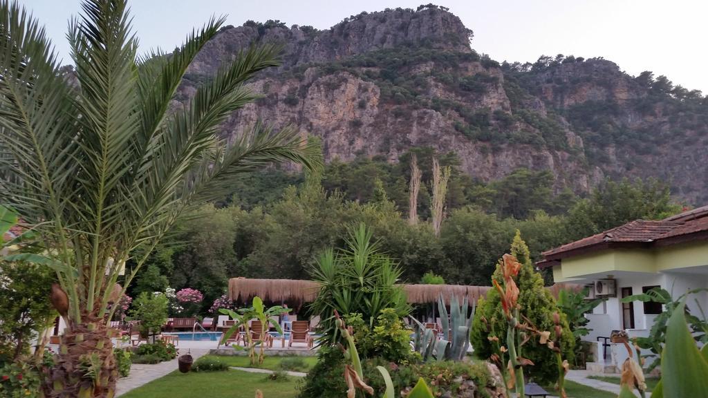 Hotel Riverside Дальян Экстерьер фото