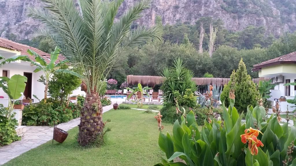 Hotel Riverside Дальян Экстерьер фото